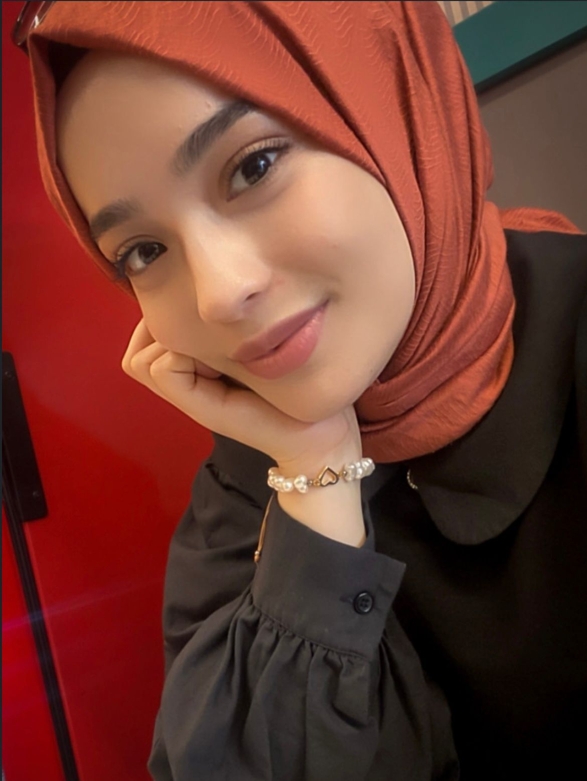 Terzili Eşsiz Escort Bayan Odalya
