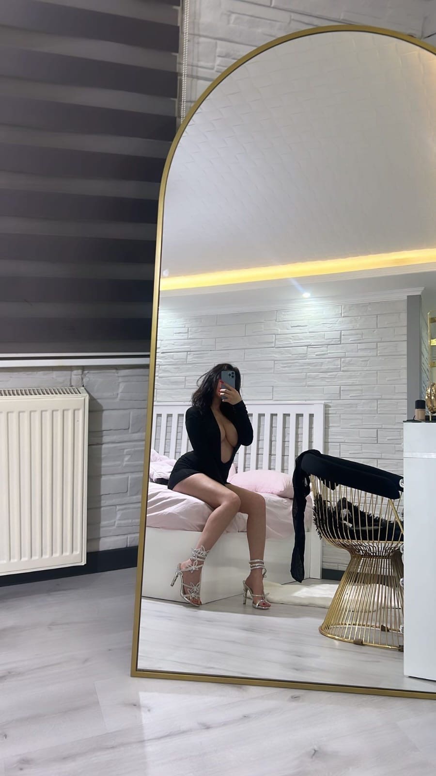 Minnetler Hayal Edilen Partner Escort Selma